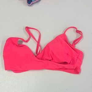 Chic Pink Bikini Top